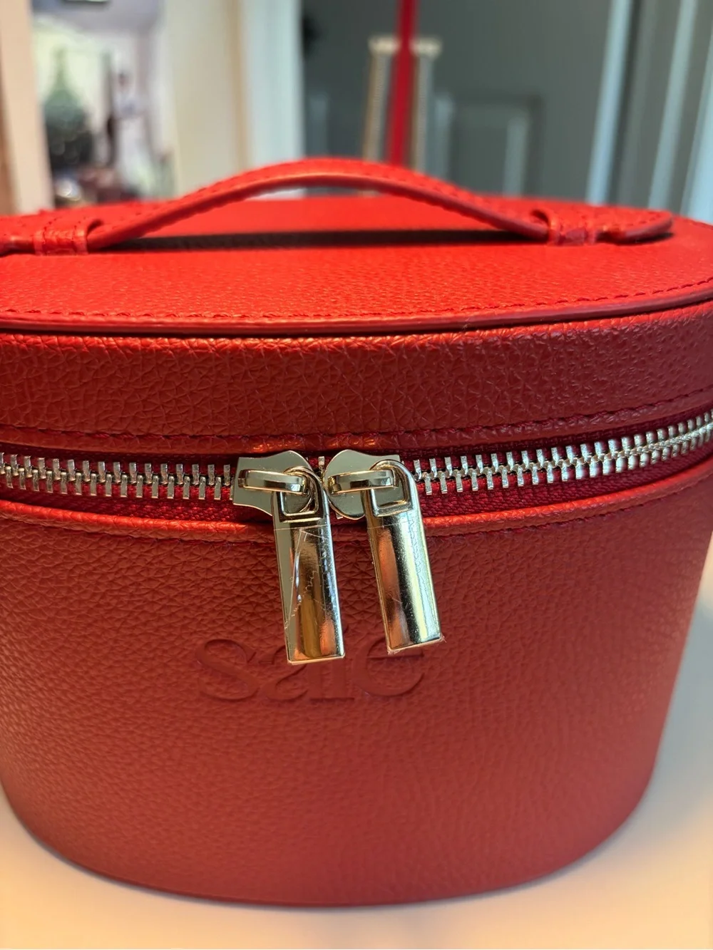 Saie Mini Red Cosmetic Vanity Case